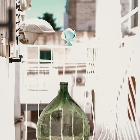 Tetti Bianchi - Deva'S Suite Home Ostuni Exterior photo